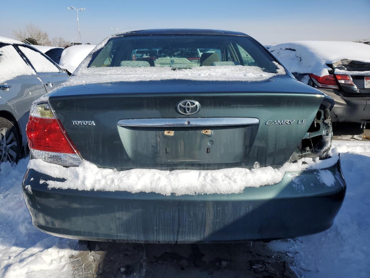 2005 Toyota Camry VIN 4T1BE32K15U088031 Copart auction photo, rear end / side damage thumbnail 6