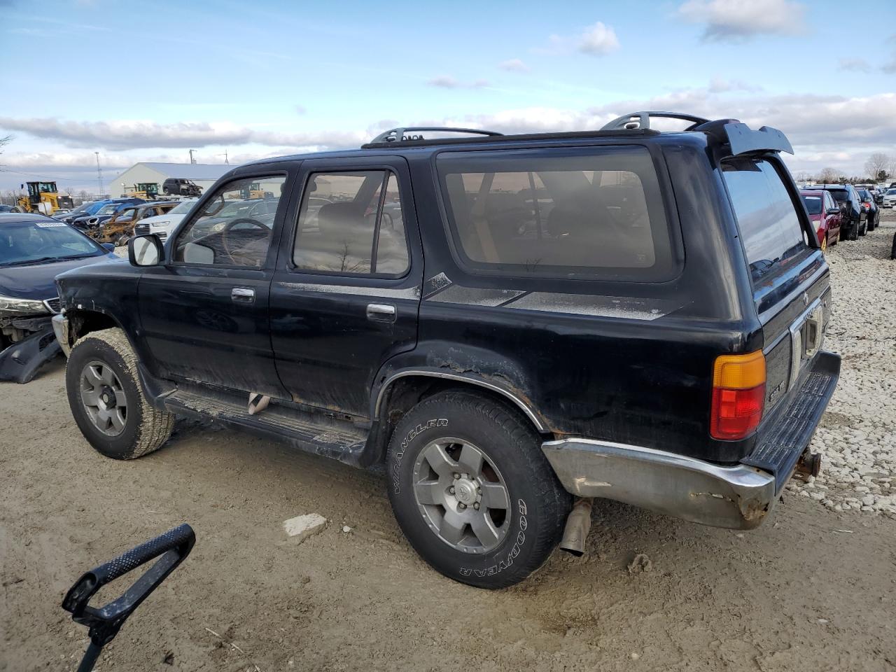 1994 Toyota 4Runner VIN JT3VN39W6R0152608 Copart auction photo, front end / minor dent/scratches damage thumbnail 2