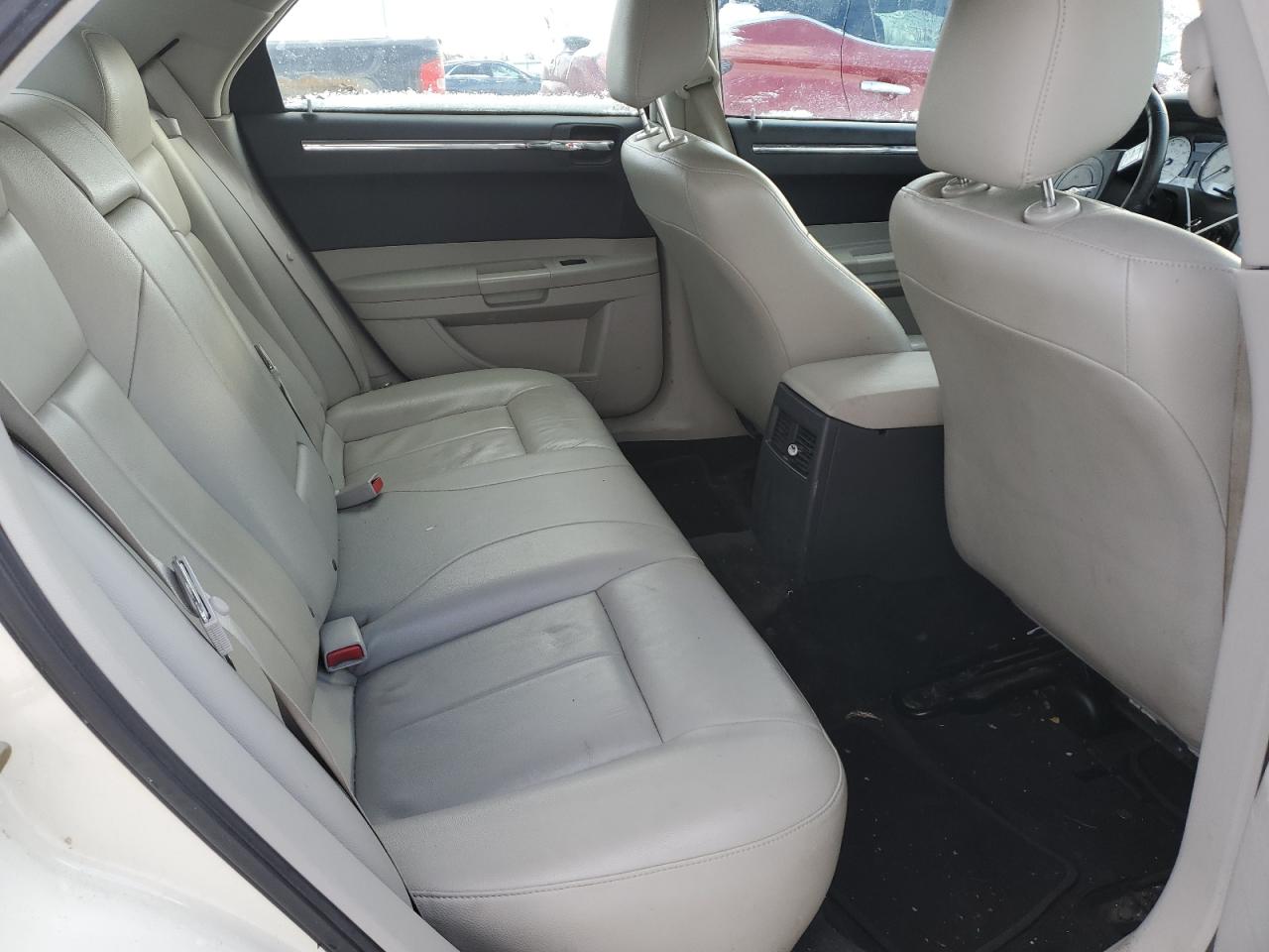 2005 Chrysler 300 VIN 2C3JA53G85H529050 Copart auction photo, rear end / front end damage thumbnail 10