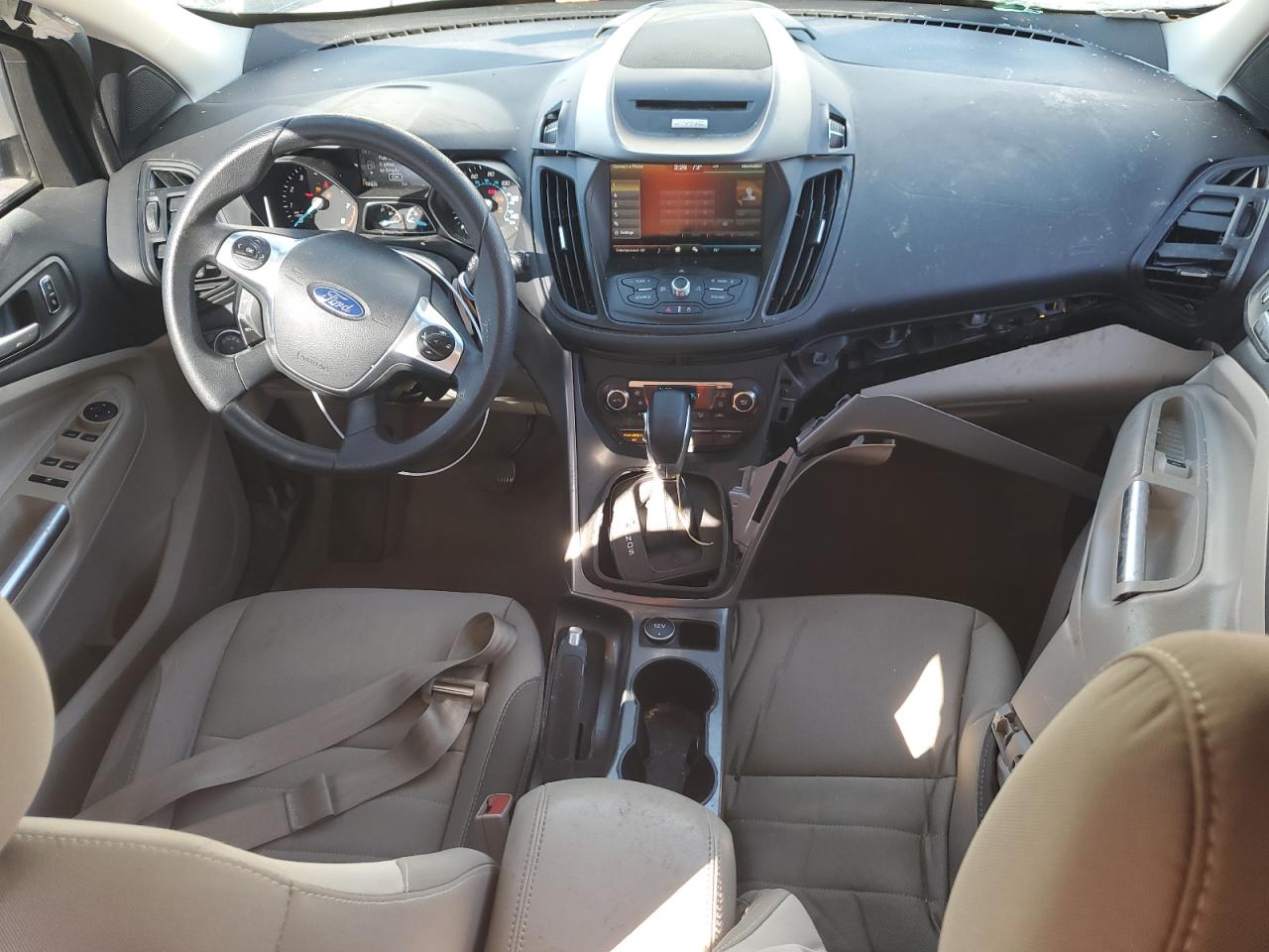 2015 Ford Escape VIN 1FMCU0GXXFUC85680 Copart auction photo, side / front end damage thumbnail 8