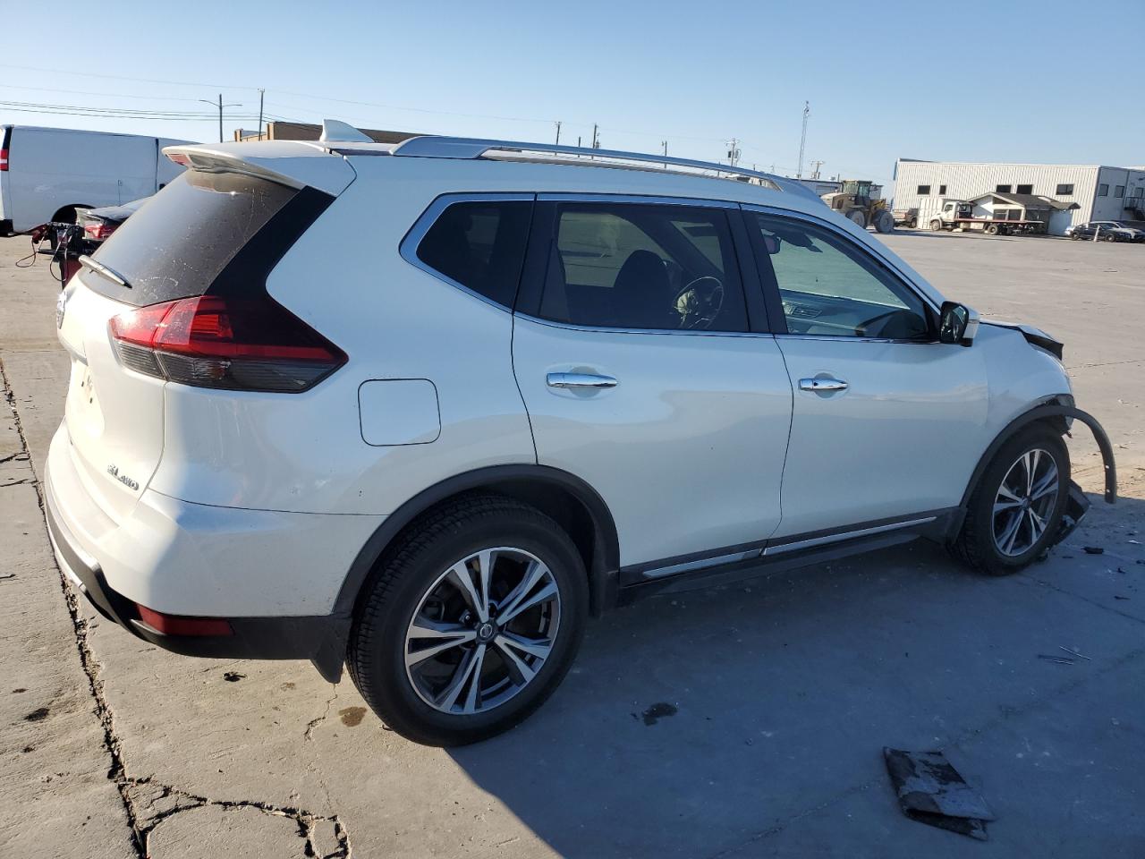 2018 Nissan Rogue VIN 5N1AT2MV7JC846750 Copart auction photo, front end damage thumbnail 3