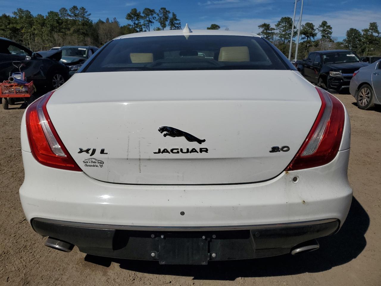 2017 Jaguar XJ VIN SAJWA2G78H8W03878 Copart auction photo, front end damage thumbnail 6