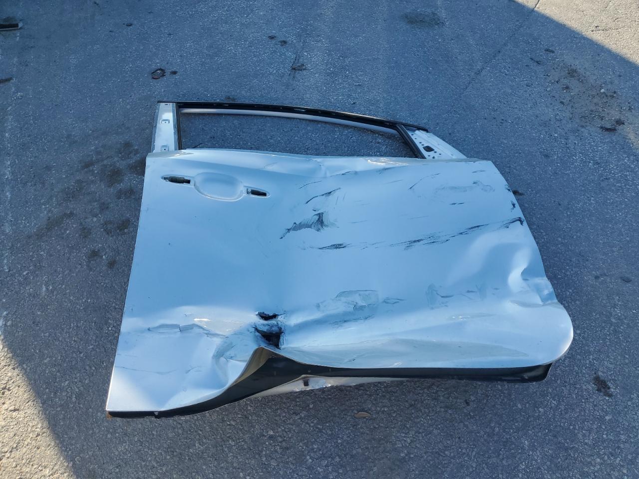 2016 KIA Sedona VIN KNDMB5C16G6174188 Copart auction photo, side / minor dent/scratches damage thumbnail 13