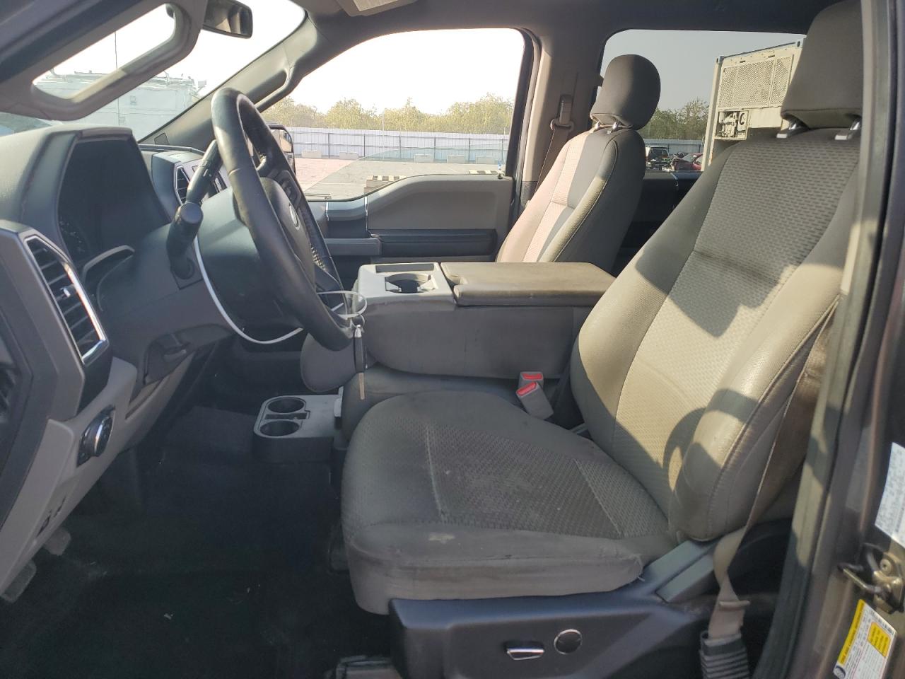 2016 Ford F-150 VIN 1FTEW1CP0GKD57437 Copart auction photo, minor dent/scratches damage thumbnail 7