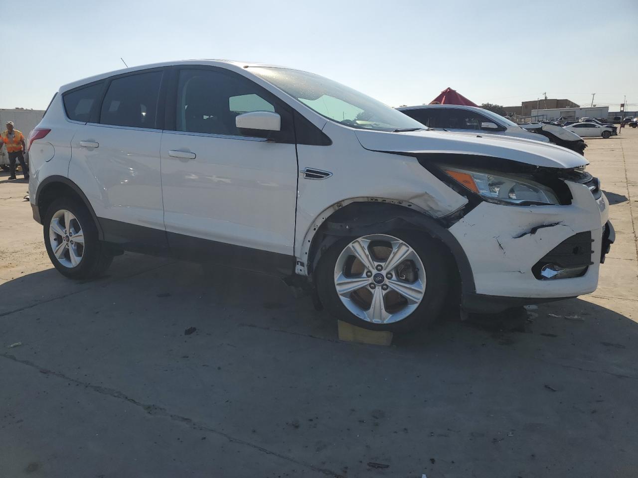 2015 Ford Escape VIN 1FMCU0G90FUB64528 Copart auction photo, front end damage thumbnail 4