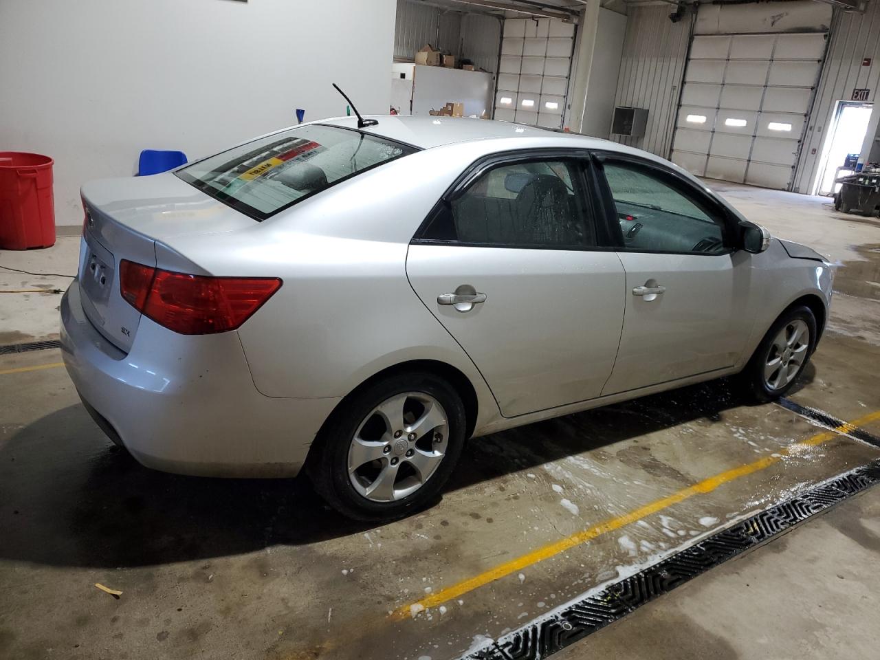 2010 KIA Forte VIN KNAFU4A27A5230867 Copart auction photo, front end damage thumbnail 3