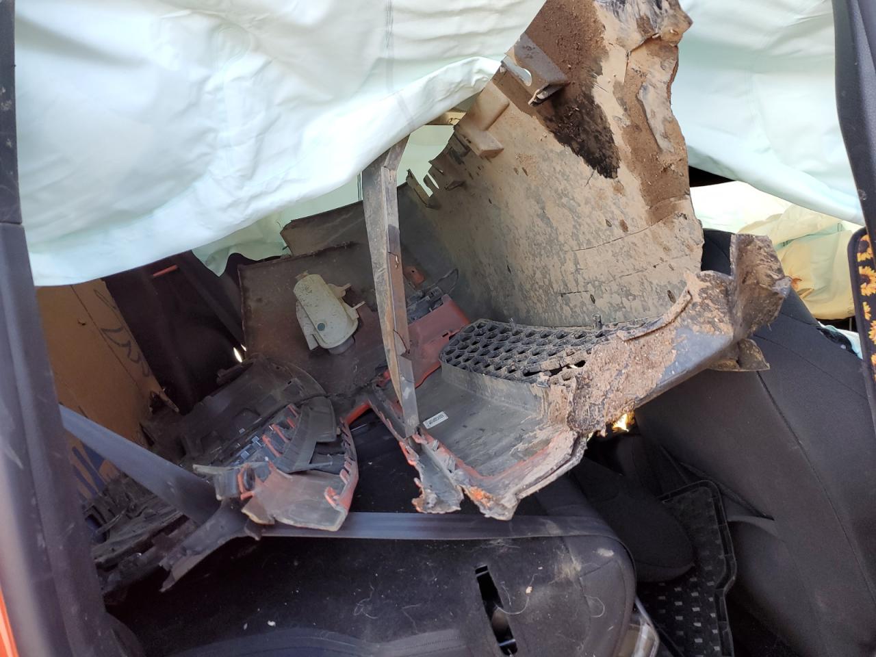 2019 Jeep Renegade VIN ZACNJBBB4KPK05621 Copart auction photo, all over damage thumbnail 13
