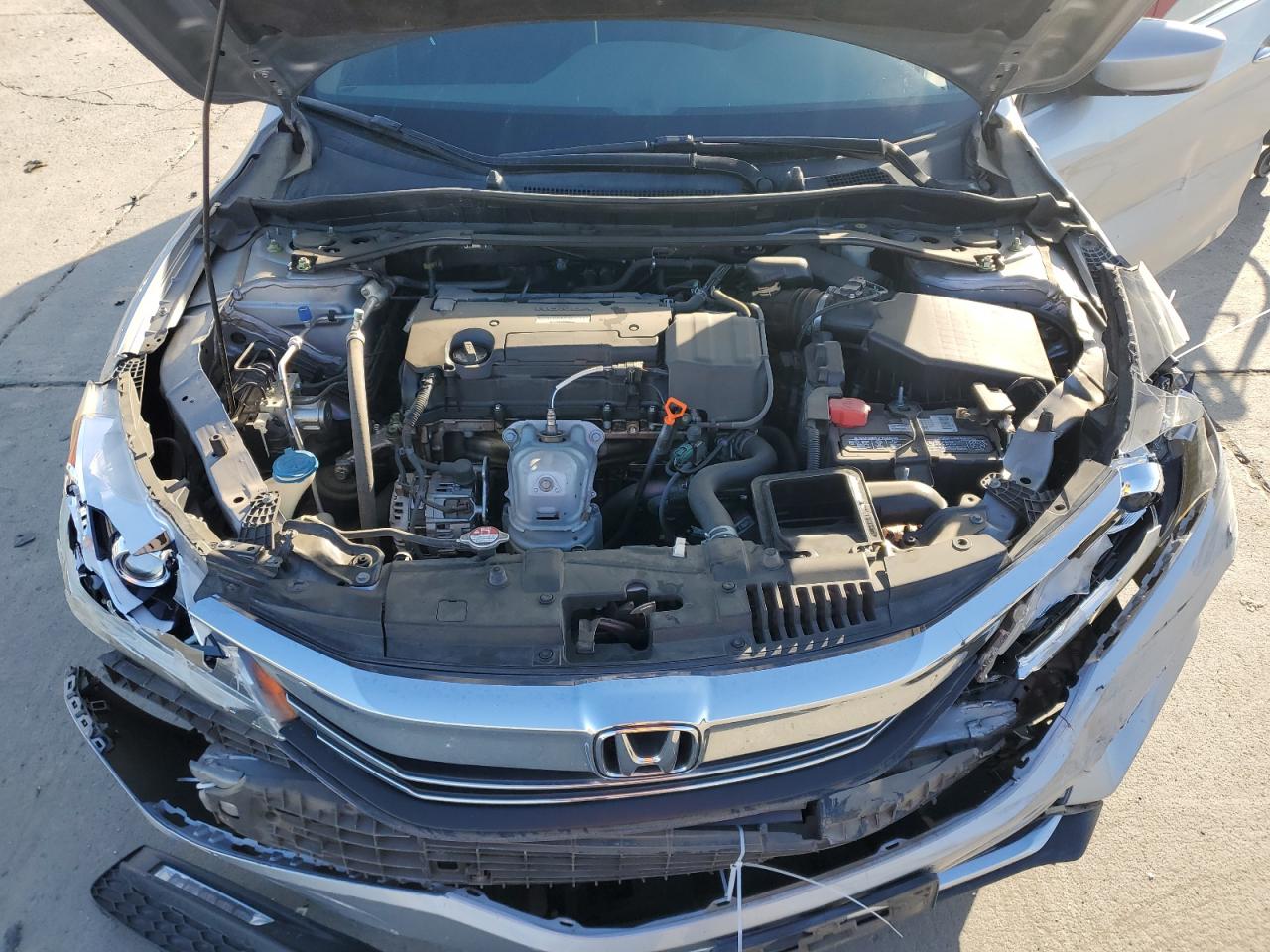 2017 Honda Accord VIN 1HGCR2F55HA101110 Copart auction photo, front end / side damage thumbnail 11