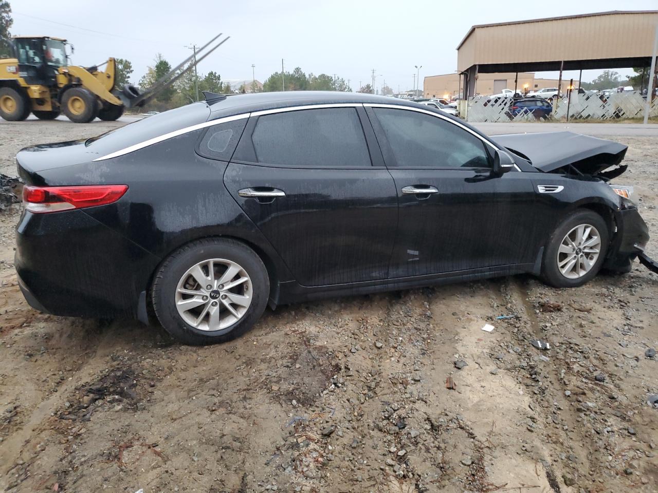 2018 KIA Optima VIN 5XXGT4L35JG235836 Copart auction photo, front end damage thumbnail 3