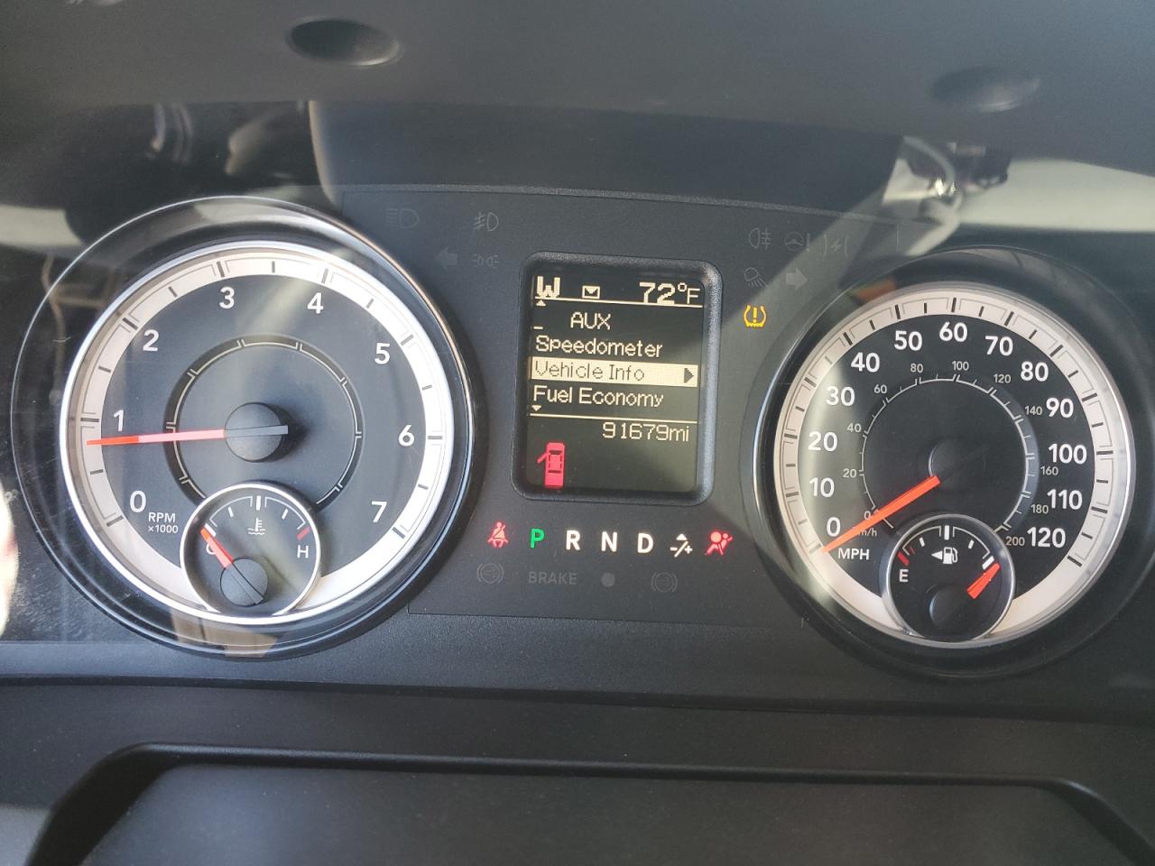 2019 RAM 1500 VIN 1C6RR6FT6KS585554 Copart auction photo, front end / side damage thumbnail 9