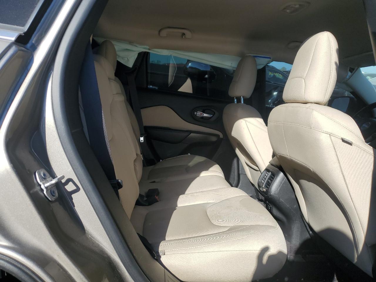 2017 Jeep Grand Cherokee VIN 1C4PJMCS0HW501012 Copart auction photo, front end / undercarriage damage thumbnail 10