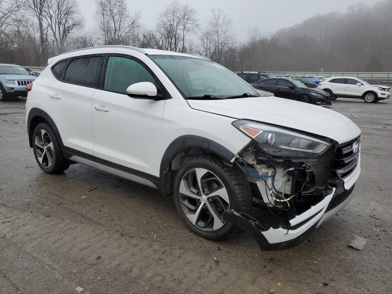 2017 Hyundai Tucson VIN KM8J3CA21HU271095 Copart auction photo, front end damage thumbnail 4