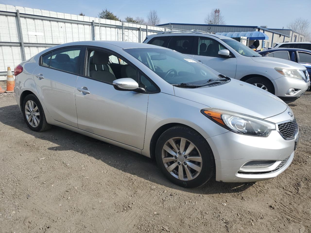 2014 KIA Forte VIN KNAFX4A65E5187159 Copart auction photo, rear end / minor dent/scratches damage thumbnail 4