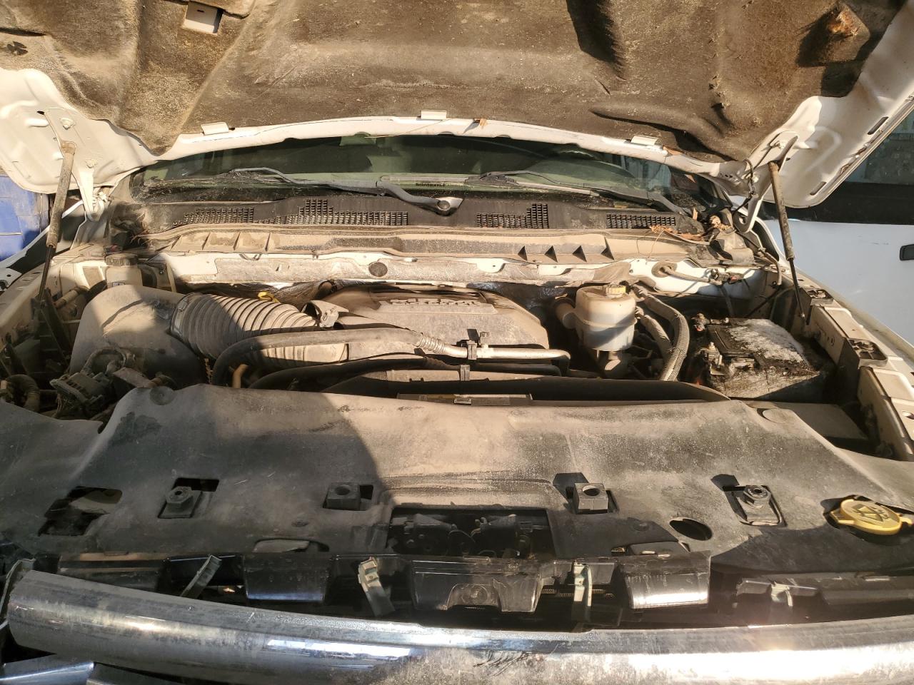 2015 RAM 2500 VIN 3C6UR5CJ7FG527442 Copart auction photo, front end damage thumbnail 11