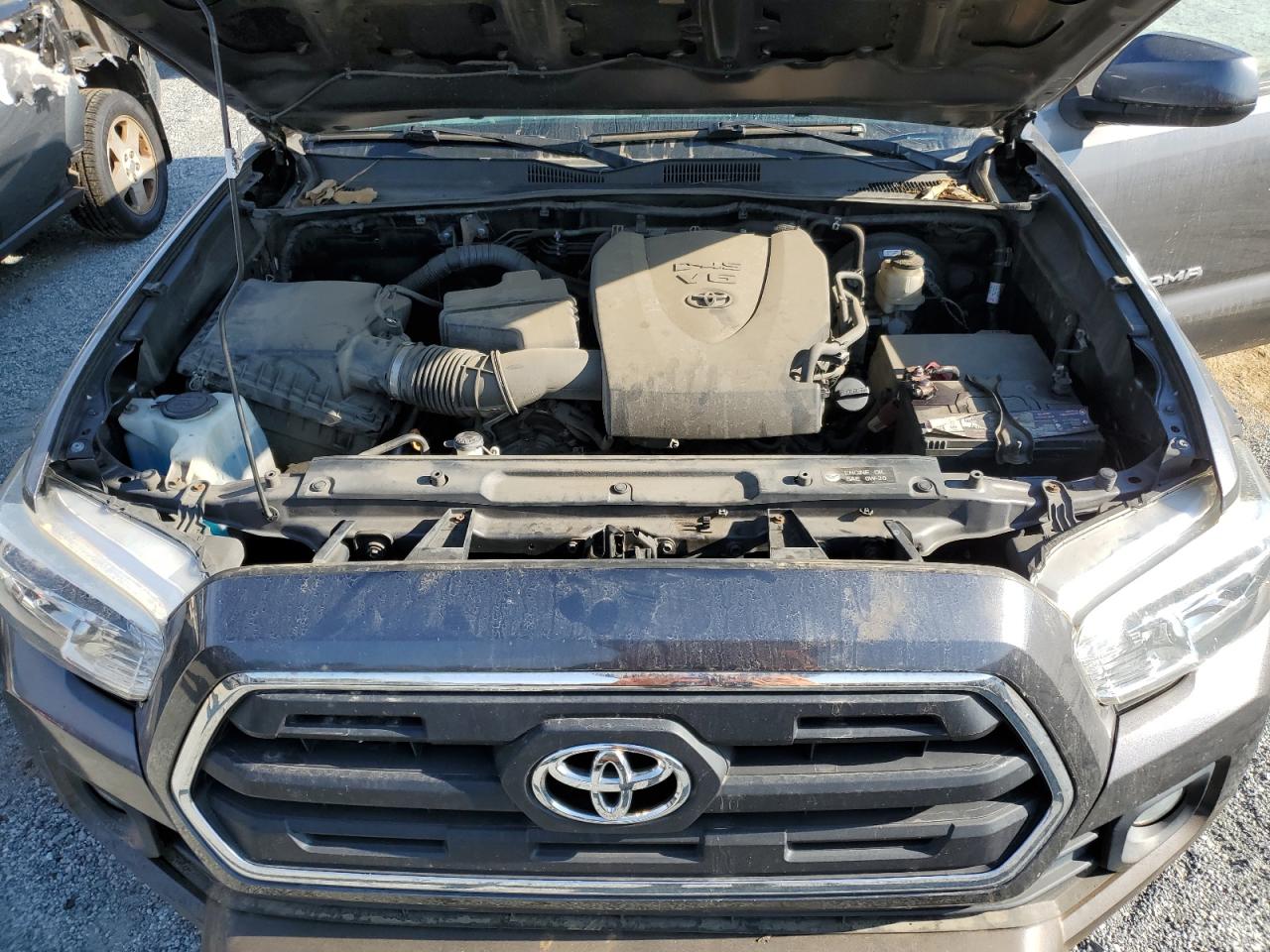 2017 Toyota Tacoma VIN 5TFCZ5AN5HX063656 Copart auction photo, water/flood damage thumbnail 11