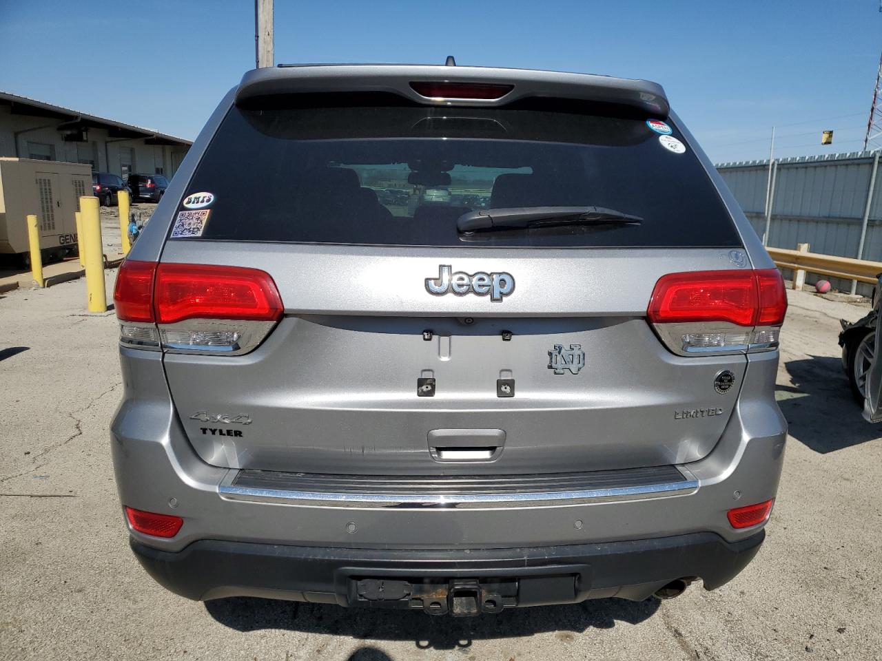 2015 Jeep Grand Cherokee VIN 1C4RJFBG0FC607766 Copart auction photo, front end / side damage thumbnail 6