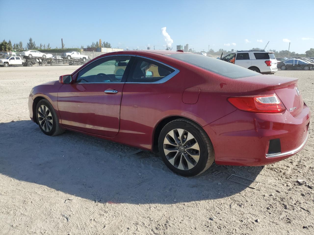 2013 Honda Accord VIN 1HGCT1B8XDA022182 Copart auction photo, side / minor dent/scratches damage thumbnail 2