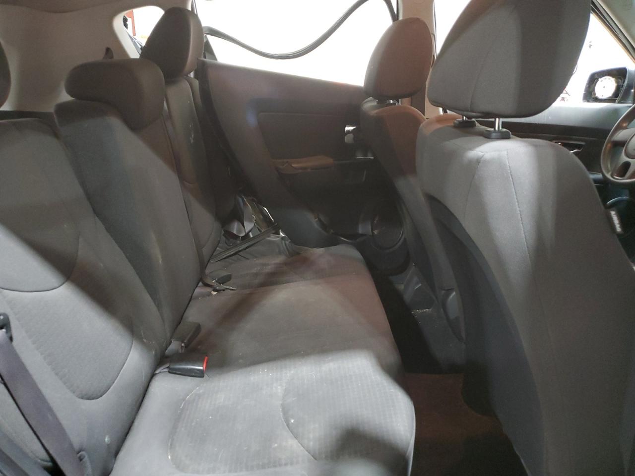 2011 KIA Soul VIN KNDJT2A11B7221079 Copart auction photo, rear end / side damage thumbnail 10