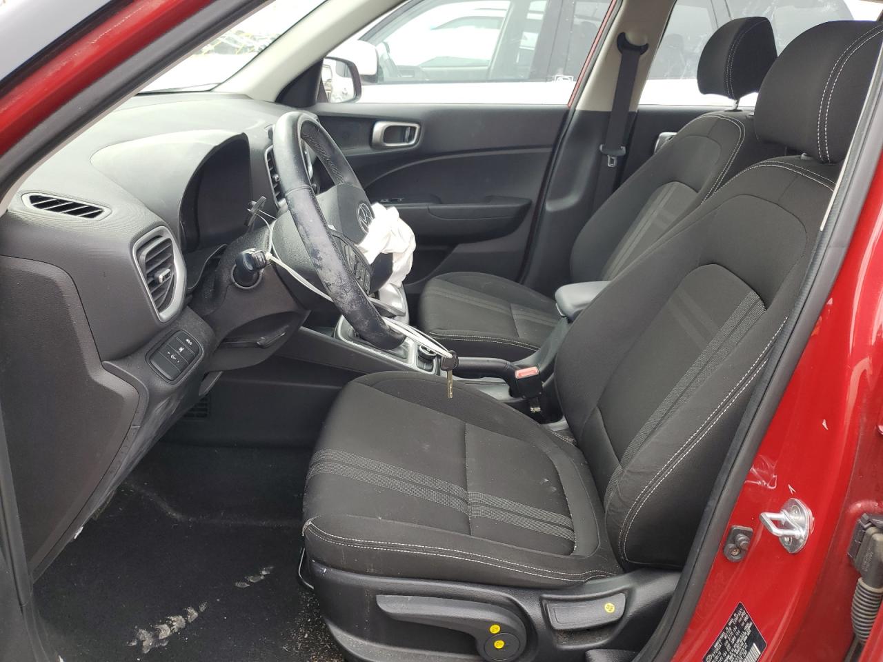 2020 Hyundai Venue VIN KMHRC8A37LU029722 Copart auction photo, front end / minor dent/scratches damage thumbnail 7