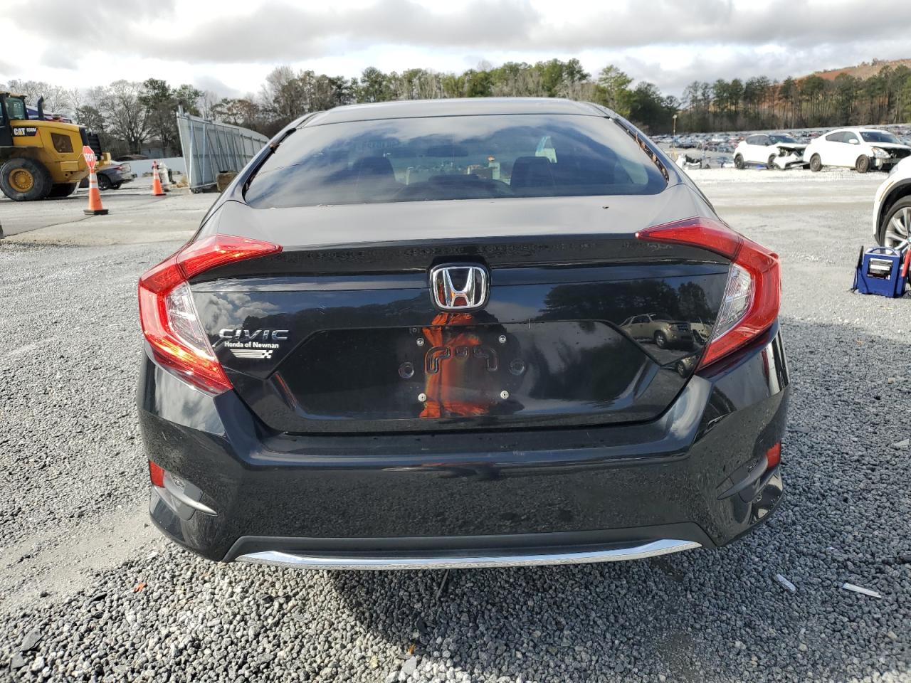 2020 Honda Civic VIN 2HGFC2F69LH586028 Copart auction photo, side / minor dent/scratches damage thumbnail 6