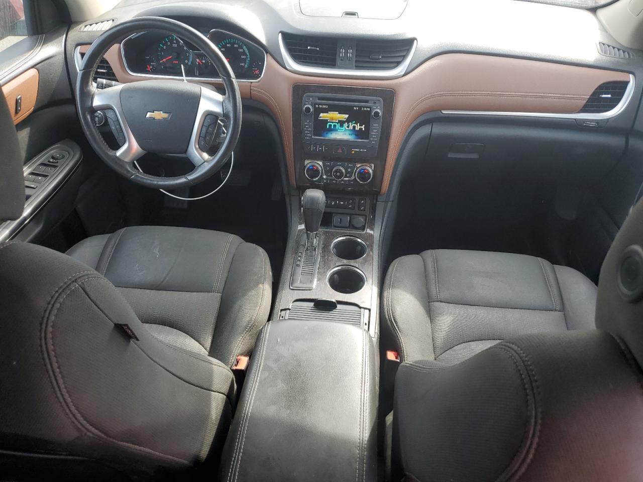 2015 Chevrolet Traverse VIN 1GNKVHKD8FJ220778 Copart auction photo, hail damage thumbnail 8