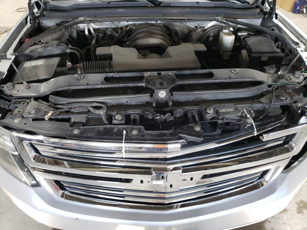 2016 Chevrolet Suburban VIN 1GNSKJKC6GR475620 Copart auction photo, front end / side damage thumbnail 12