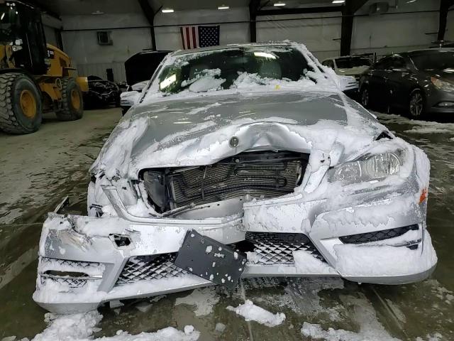 2012 Mercedes-Benz C-klasse VIN WDDGF4HB8CR205436 Copart auction photo, front end damage thumbnail 13
