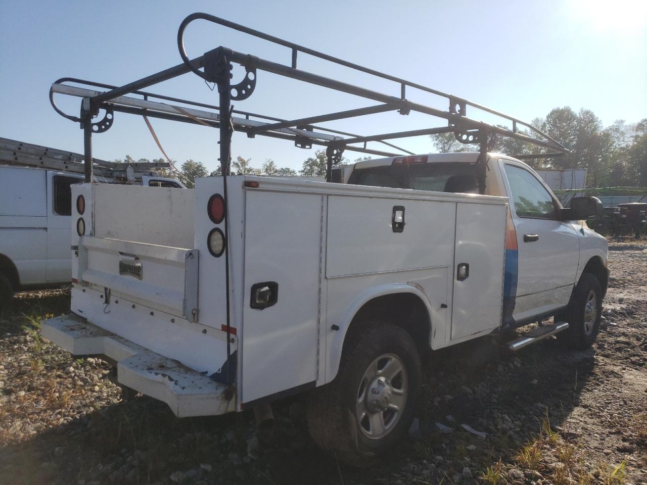 2017 RAM 2500 VIN 3C7WR5AJ1HG609421 Copart auction photo, water/flood damage thumbnail 3