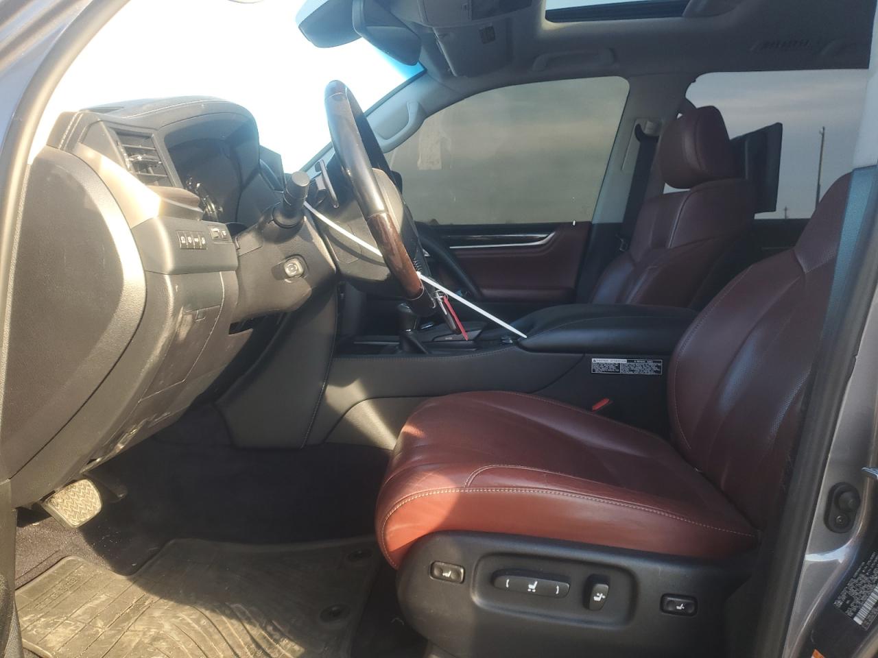 2018 Lexus LX VIN JTJHY7AX4J4260540 Copart auction photo, front end / minor dent/scratches damage thumbnail 7