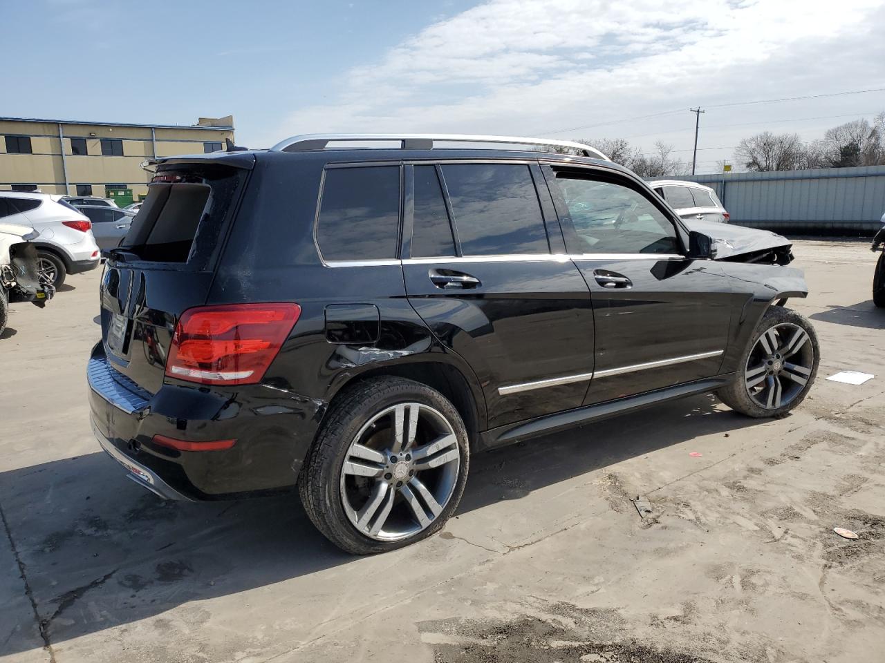 2015 Mercedes-Benz GLK-klasse VIN WDCGG5HB4FG388325 Copart auction photo, front end / rear end damage thumbnail 3