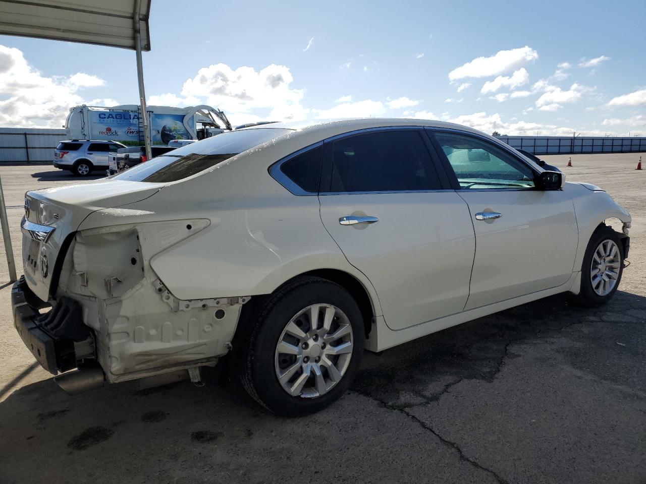 2015 Nissan Altima VIN 1N4AL3AP6FN323320 Copart auction photo, front end / rear end damage thumbnail 3