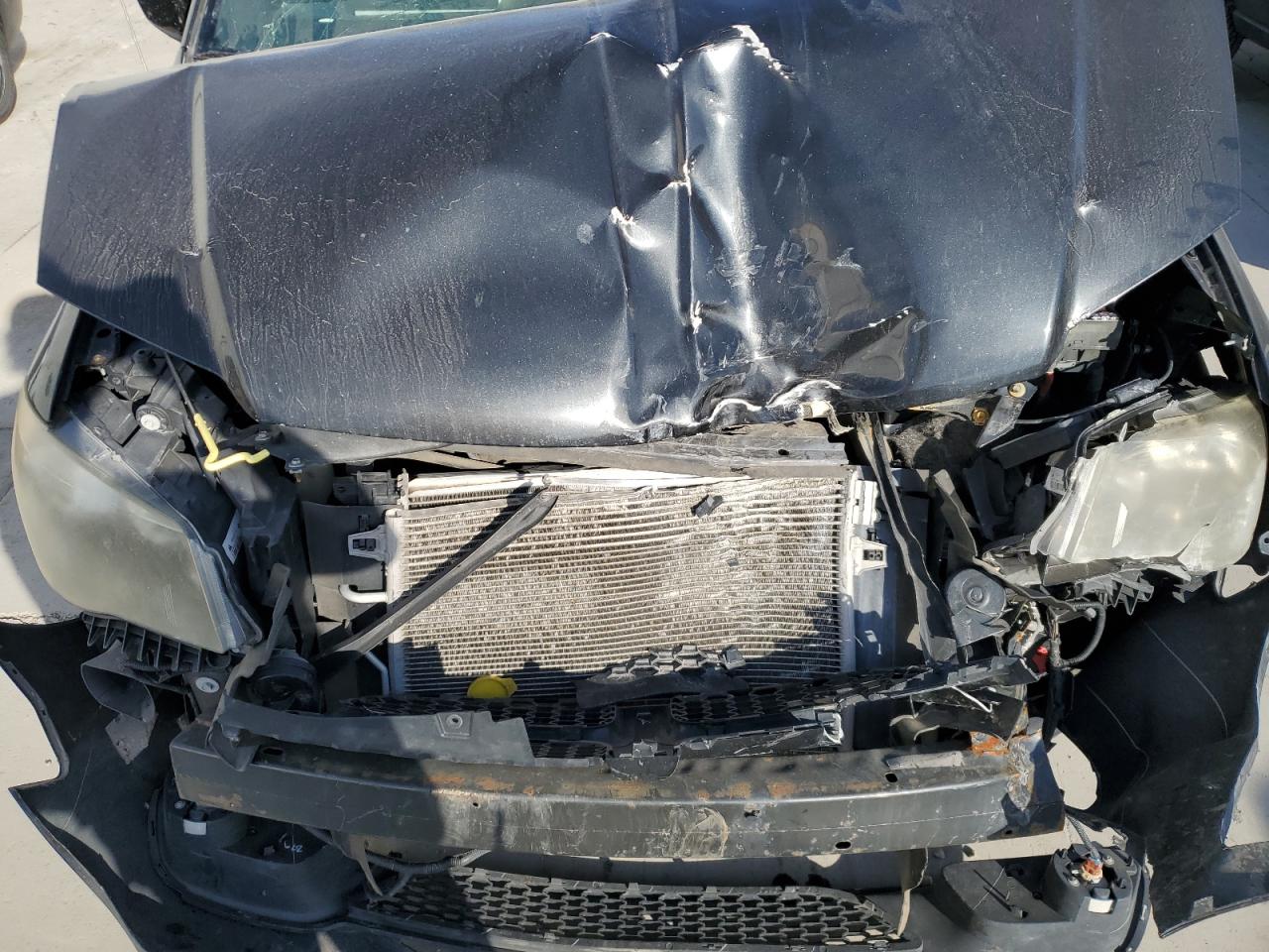 2014 Dodge Caravan VIN 2C4RDGCG7ER118895 Copart auction photo, front end damage thumbnail 12