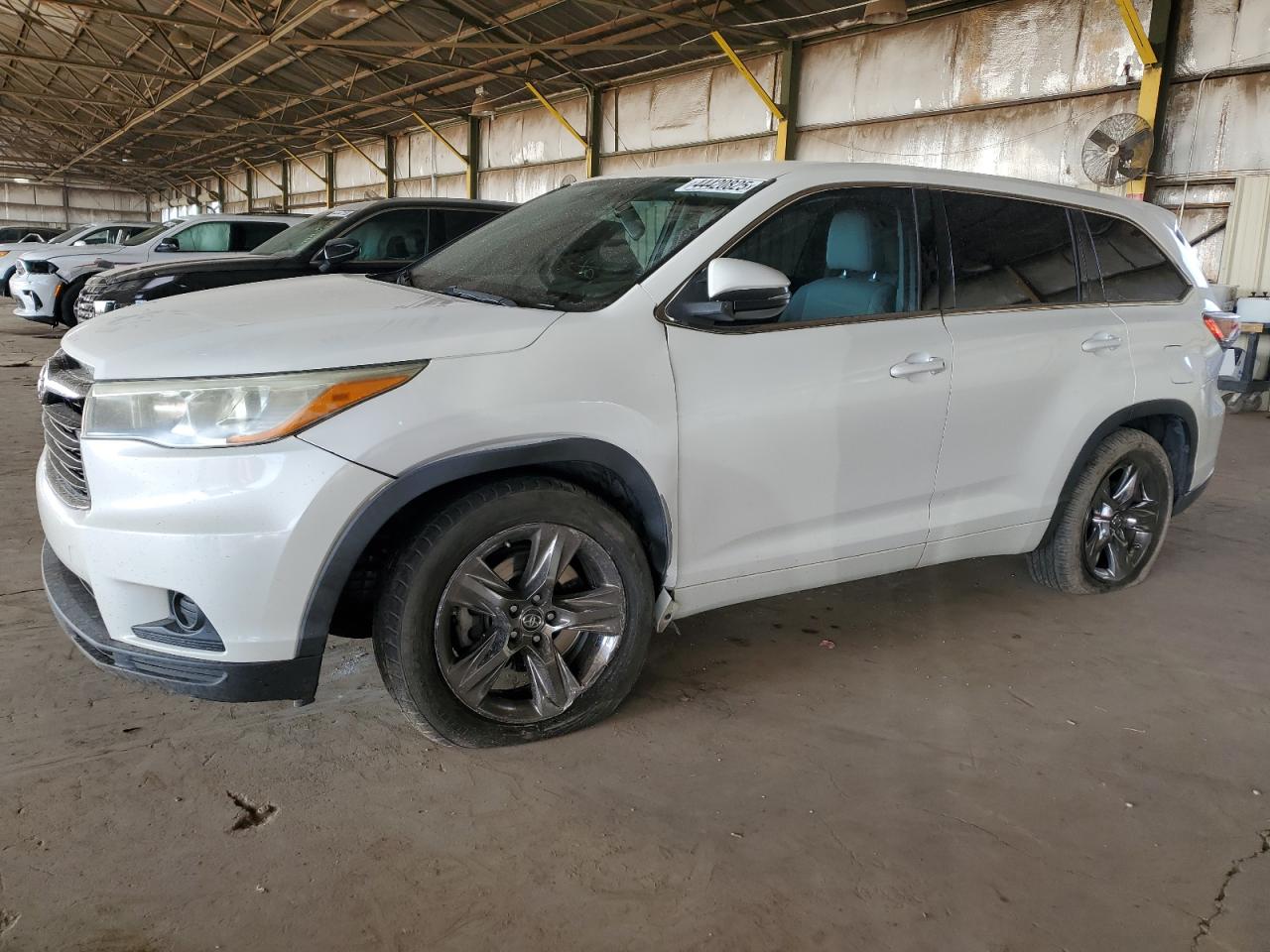2016 Toyota Highlander VIN 5TDZKRFH0GS127356