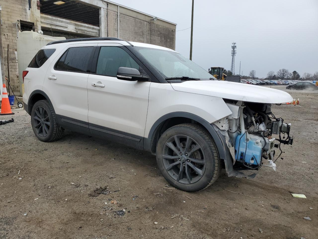 2018 Ford Explorer VIN 1FM5K8D81JGC81924 Copart auction photo, front end damage thumbnail 4