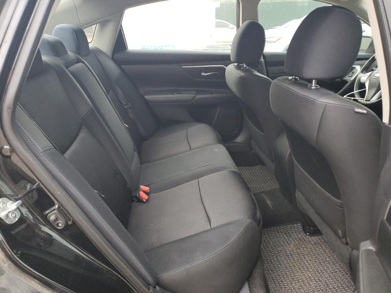 2016 Nissan Altima VIN 1N4AL3AP0GC183651 Copart auction photo, rear end / minor dent/scratches damage thumbnail 10