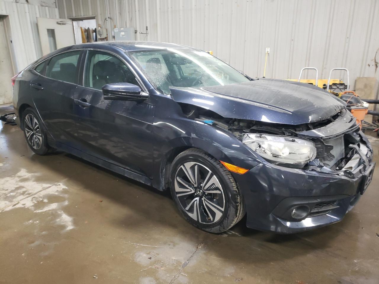 2017 Honda Civic VIN 19XFC1F75HE031730 Copart auction photo, front end damage thumbnail 4