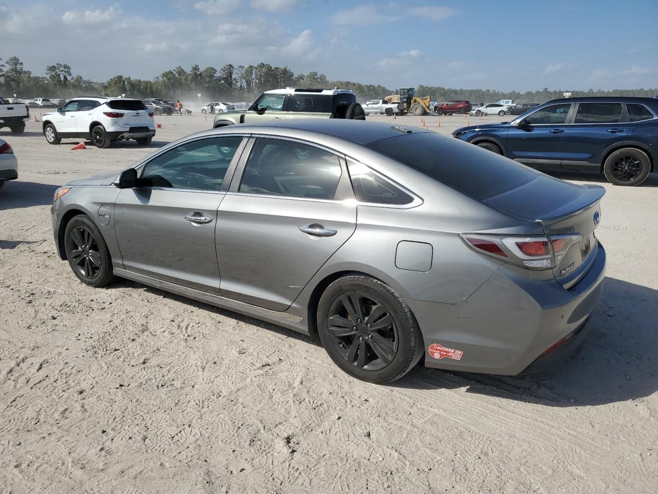 2017 Hyundai Sonata VIN KMHE54L26HA068364 Copart auction photo, undercarriage / mechanical damage thumbnail 2