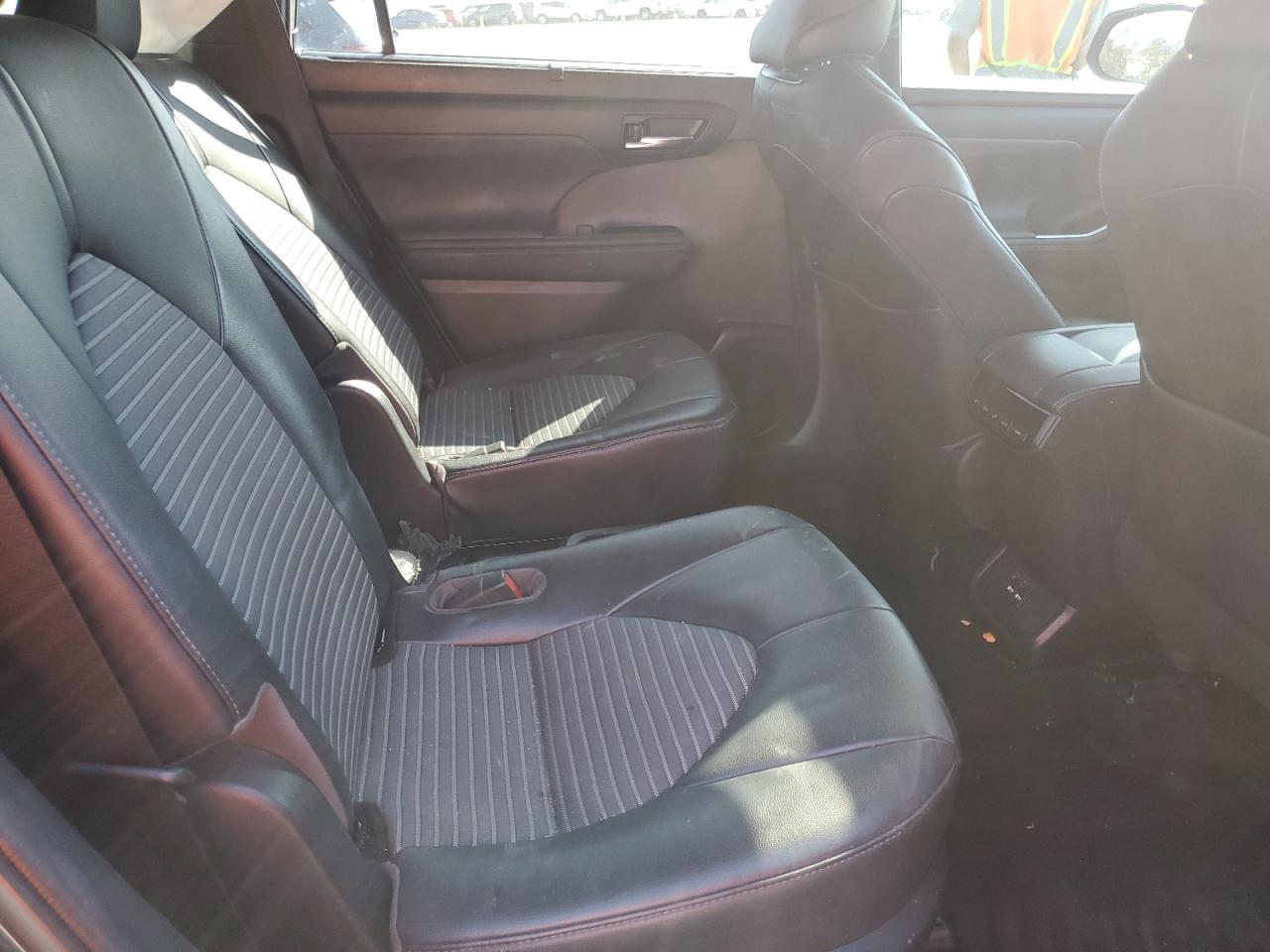 2021 Toyota Highlander VIN 5TDLZRBH0MS086830 Copart auction photo, front end damage thumbnail 11