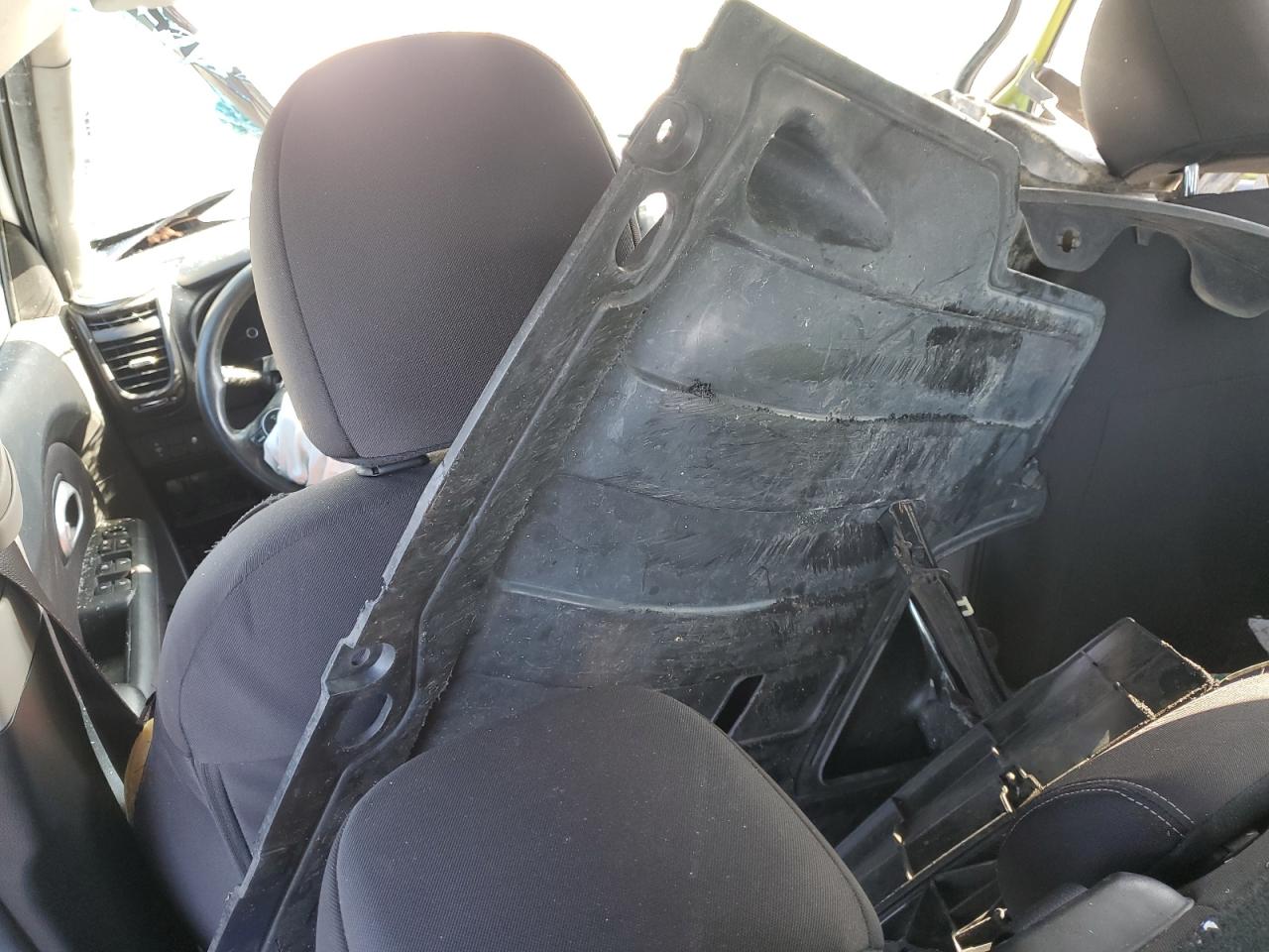2015 KIA Soul VIN KNDJN2A21F7794587 Copart auction photo, all over damage thumbnail 8