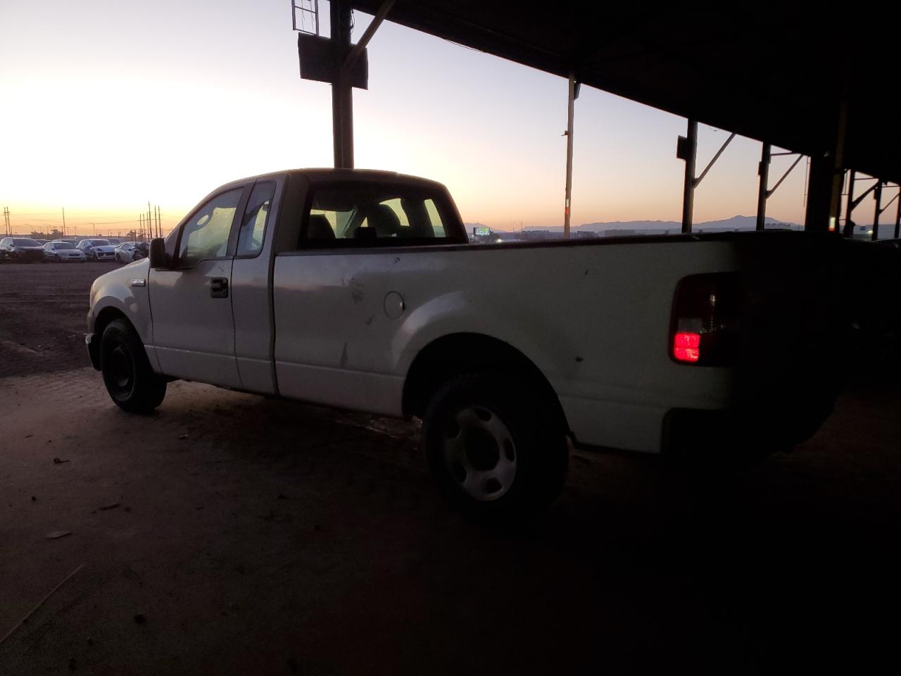 2008 Ford F-150 VIN 1FTRF12W98KC26194 Copart auction photo, side / front end damage thumbnail 2