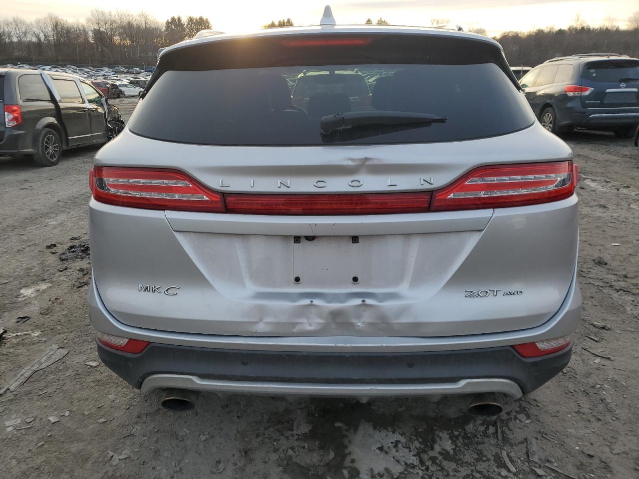2017 Lincoln MKC VIN 5LMCJ3D9XHUL22159 Copart auction photo, side damage thumbnail 7
