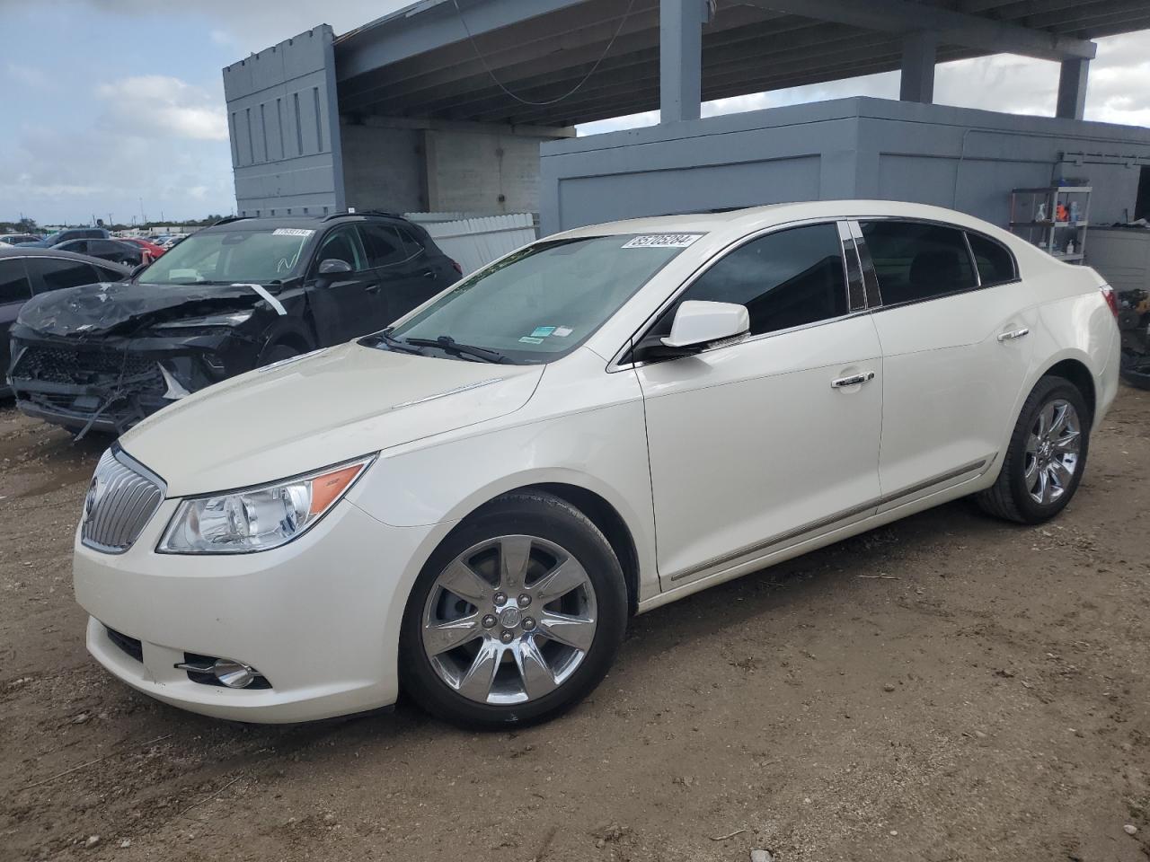 2011 Buick LaCrosse VIN 1G4GE5ED9BF331258