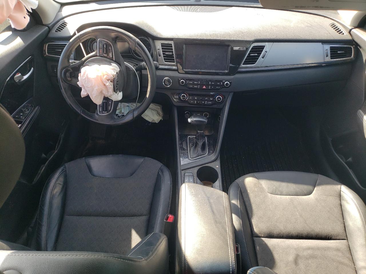 2019 KIA Niro VIN KNDCC3LC3K5222243 Copart auction photo, front end damage thumbnail 8