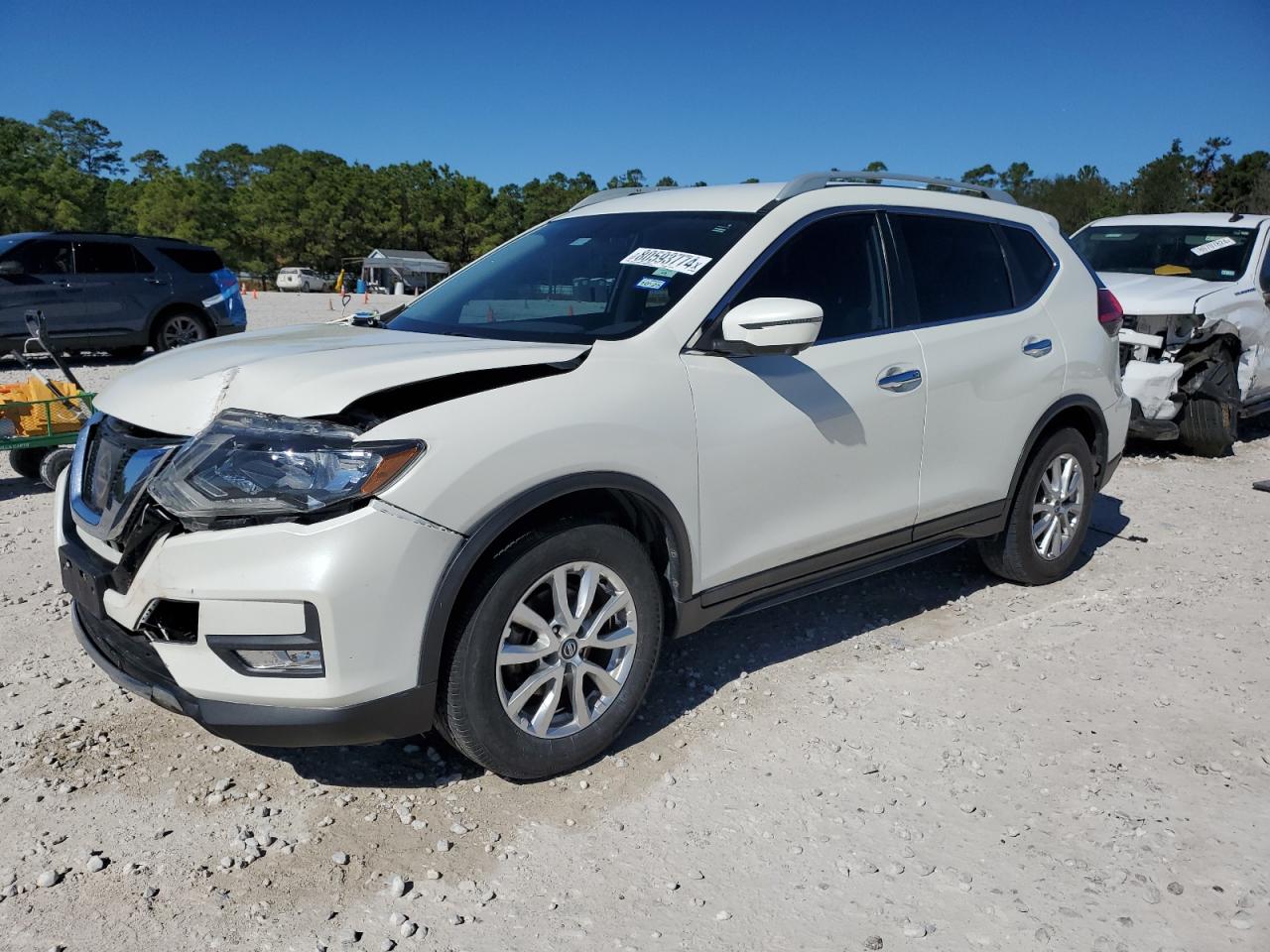 2017 Nissan Rogue VIN 5N1AT2MT7HC894693