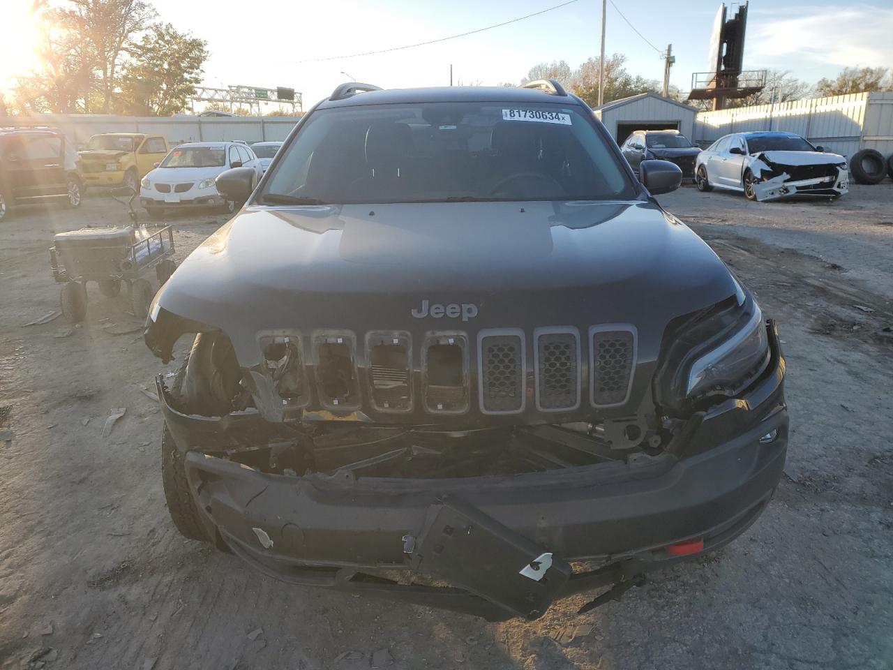 2021 Jeep Cherokee VIN 1C4PJMBX1MD153448 Copart auction photo, front end damage thumbnail 5
