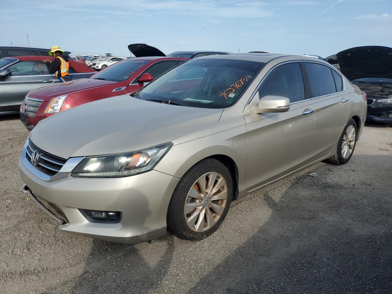 2015 Honda Accord VIN 1HGCR2F84FA049573