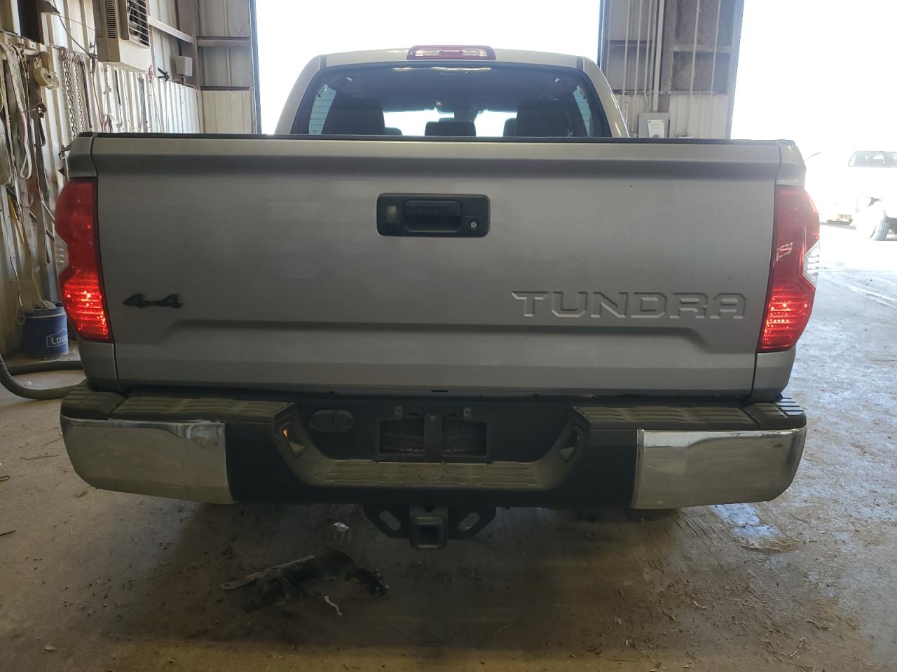 2018 Toyota Tundra VIN 5TFDW5F13JX698321 Copart auction photo, frame damage / front end damage thumbnail 6