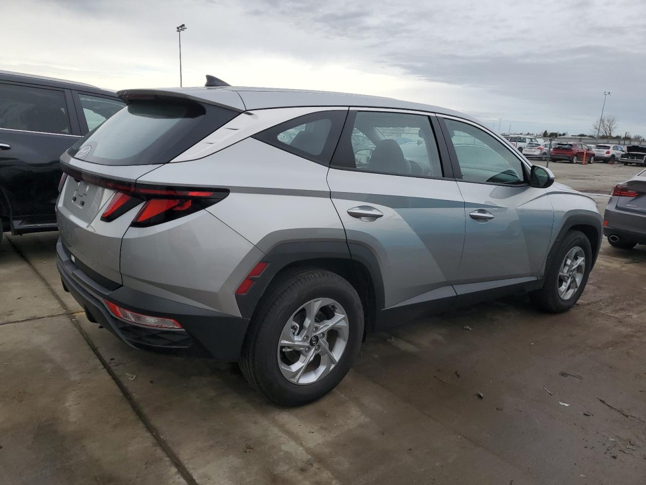 2024 Hyundai Tucson VIN 5NMJA3DE0RH402042 Copart auction photo, rear end damage thumbnail 3