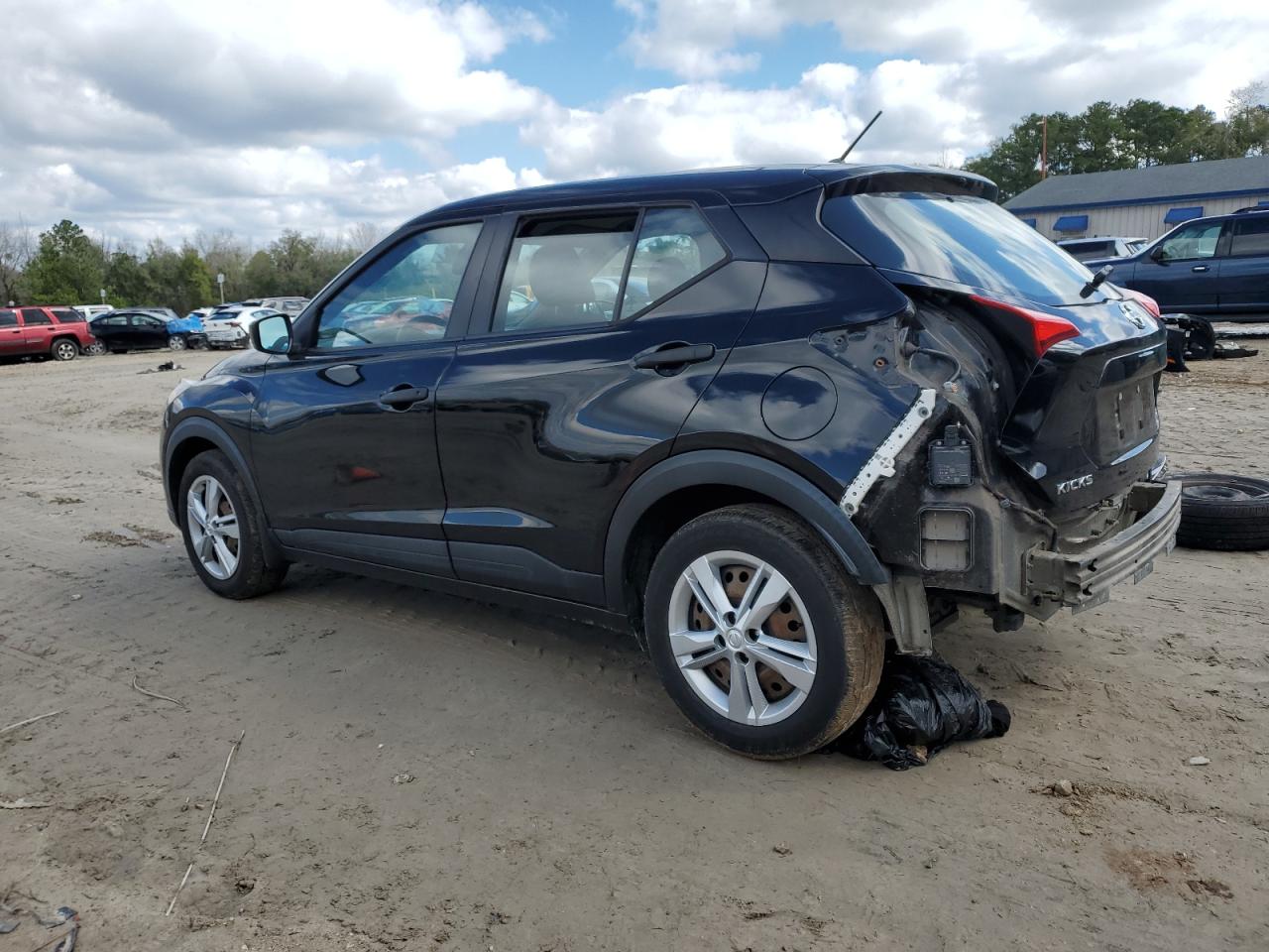 2020 Nissan Kicks VIN 3N1CP5BV0LL521843 Copart auction photo, rear end damage thumbnail 2