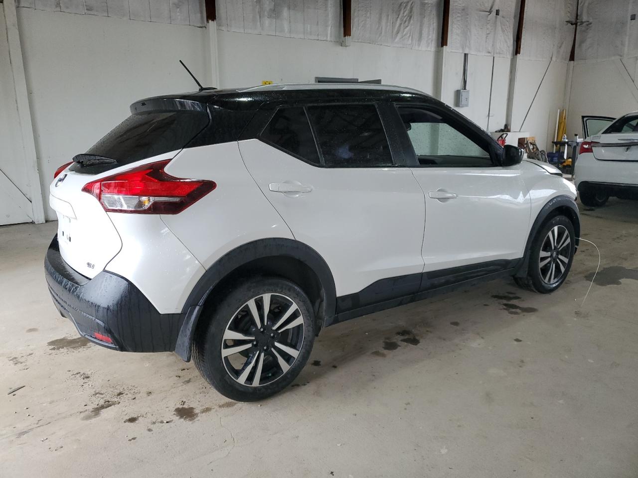 2019 Nissan Kicks VIN 3N1CP5CU6KL506672 Copart auction photo, front end damage thumbnail 3
